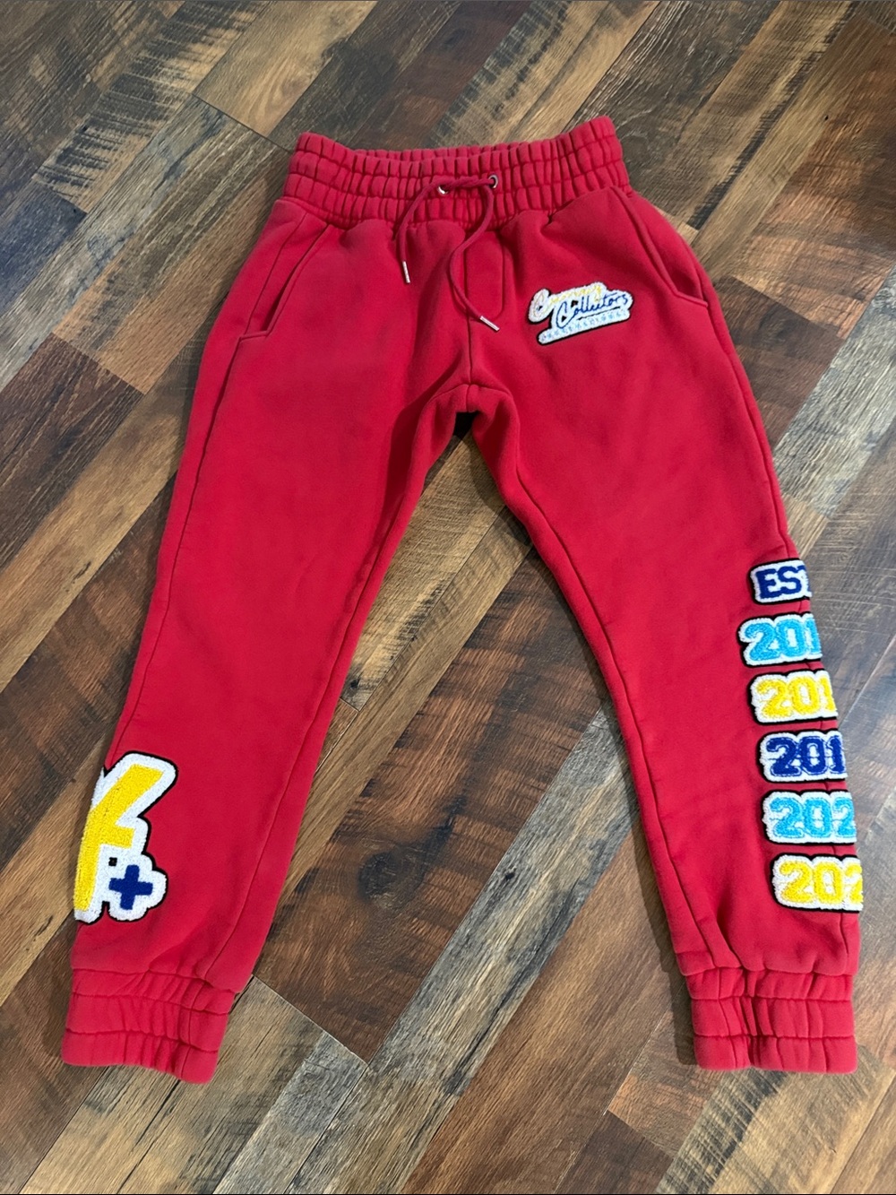 Tulones Currency Collectors Red Joggers - Multi-Patch Streetwear - Size Small - Picture 3 of 8